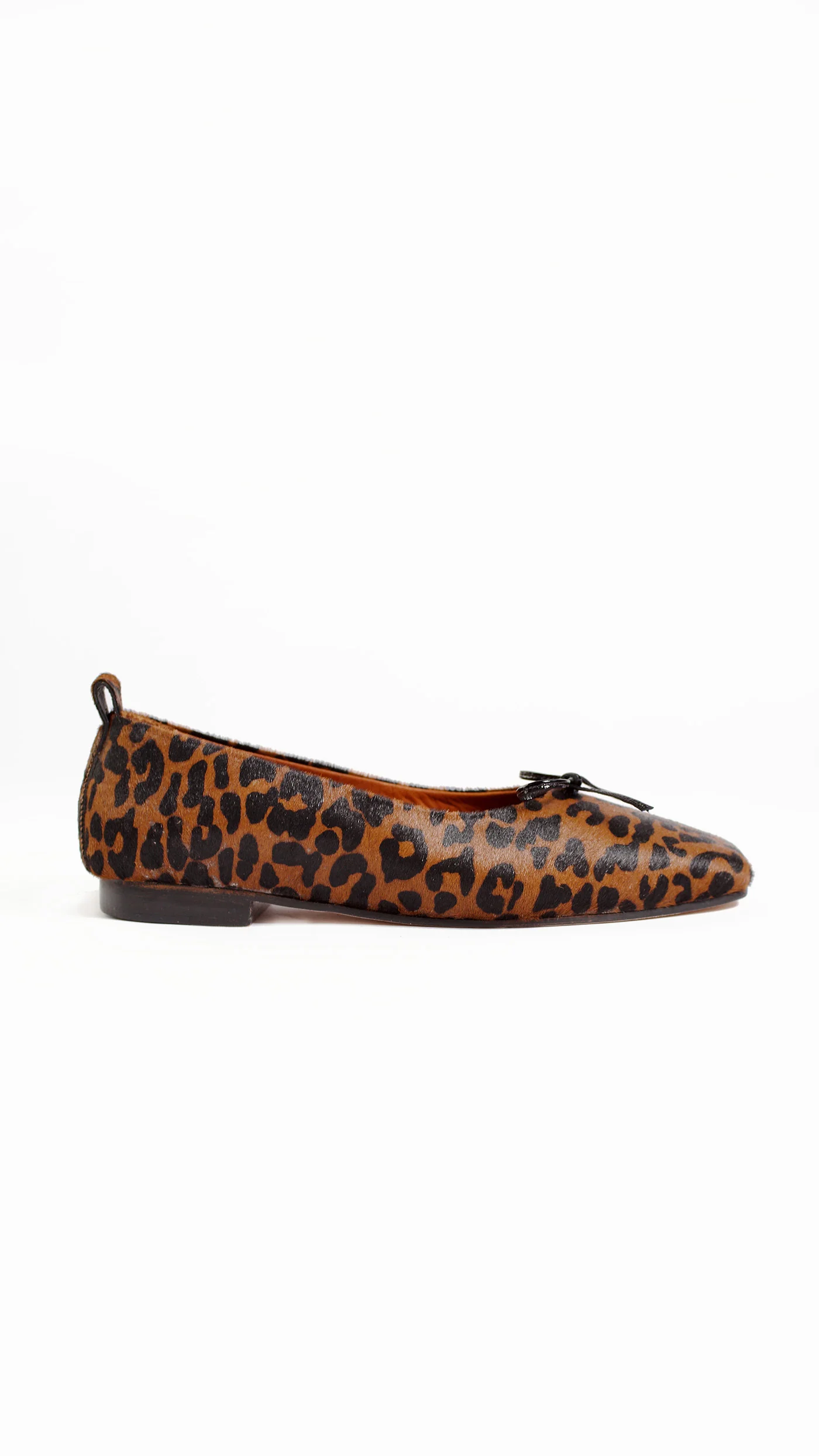 EVERYDAY FLATS + LOAFERS
