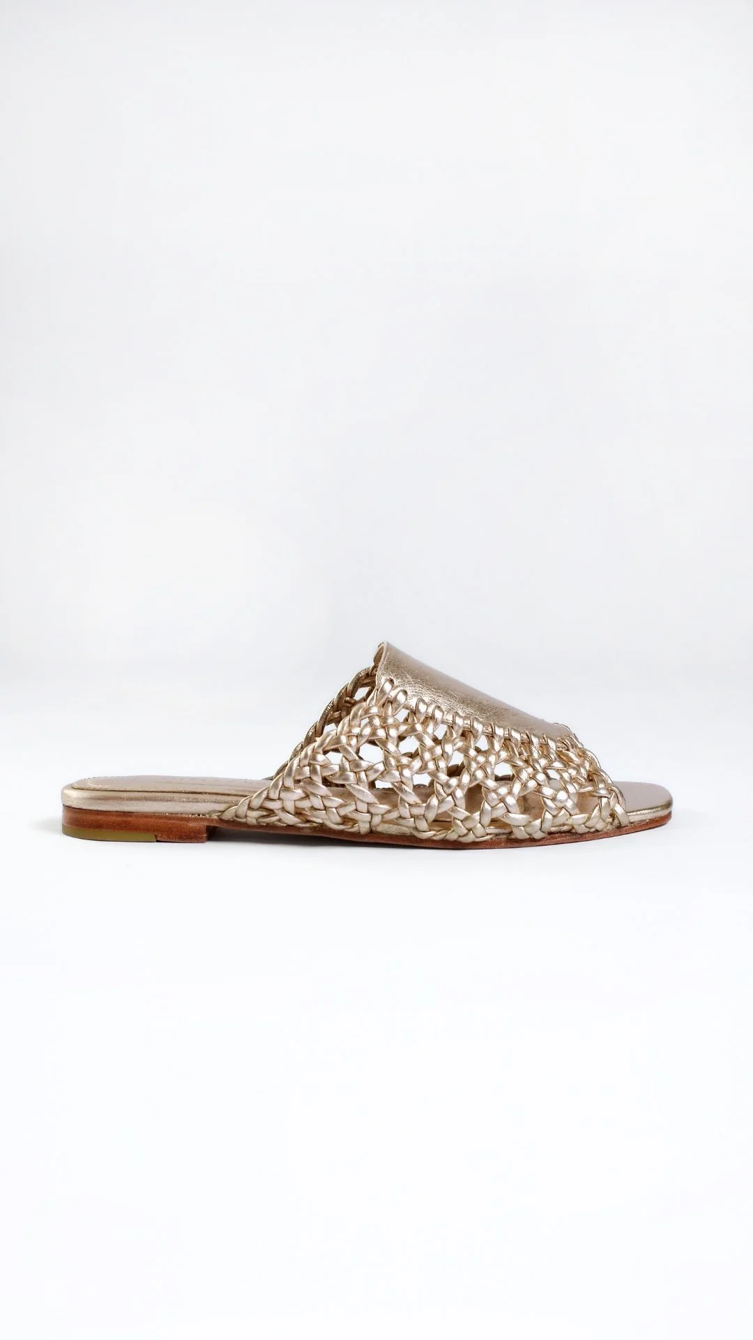 The Rattan Sandal [Metallic] - Image 5