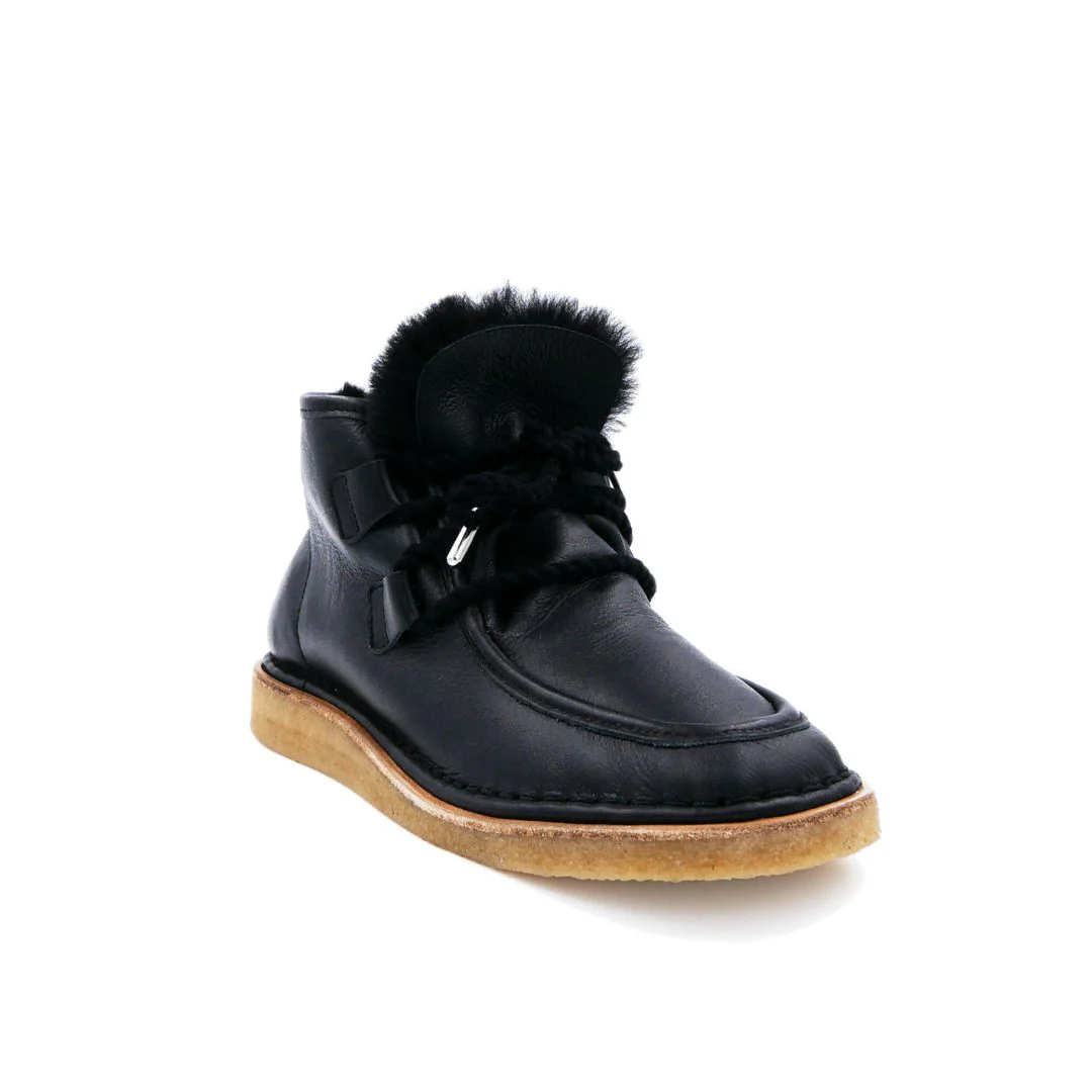 The Shearling Boot [Black] - Image 10