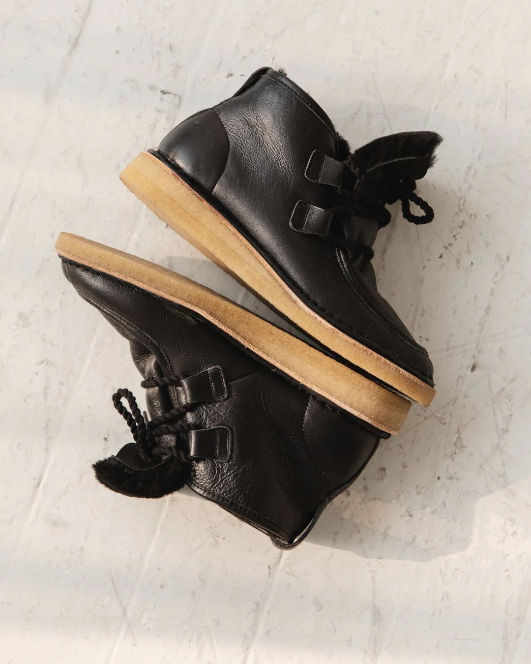 The Shearling Boot [Black] - Image 5