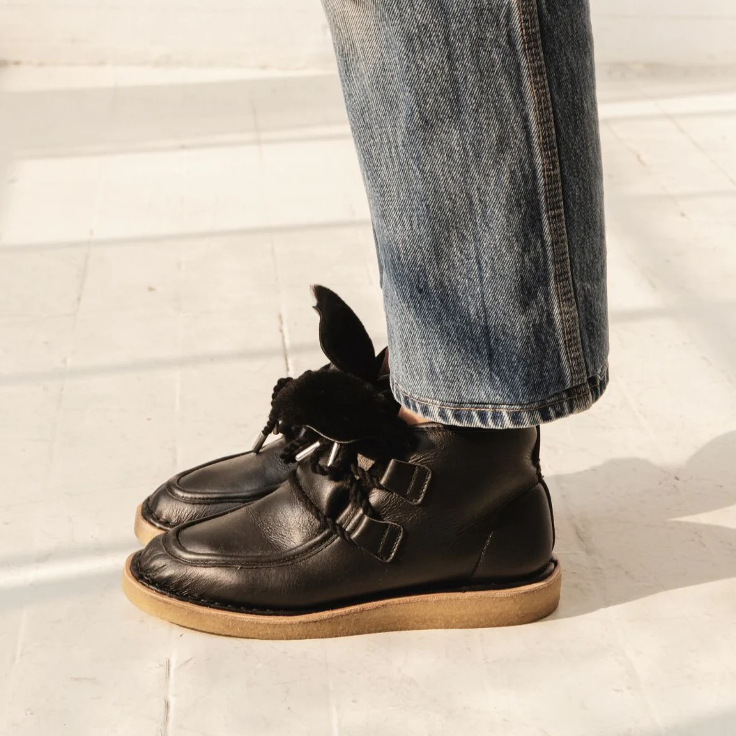 The Shearling Boot [Black] - Image 6
