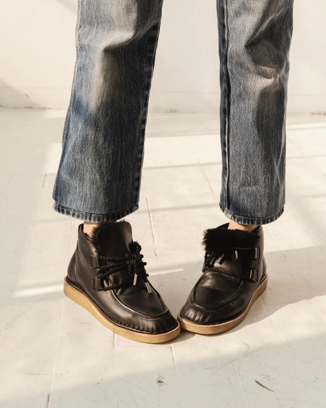 The Shearling Boot [Black] - Image 9