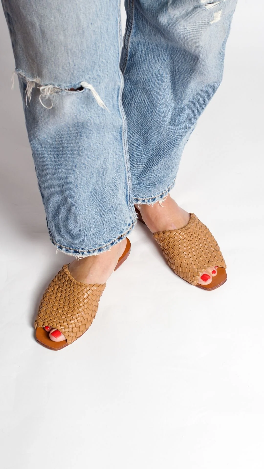 The Woven Slide [Miel] - Image 6